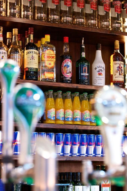 Hotel Wallis Arms Sráid an Mhuilinn Zewnętrze zdjęcie